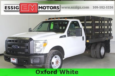 2015 Ford F-350 Chassis 2D Standard Cab DRW RWD